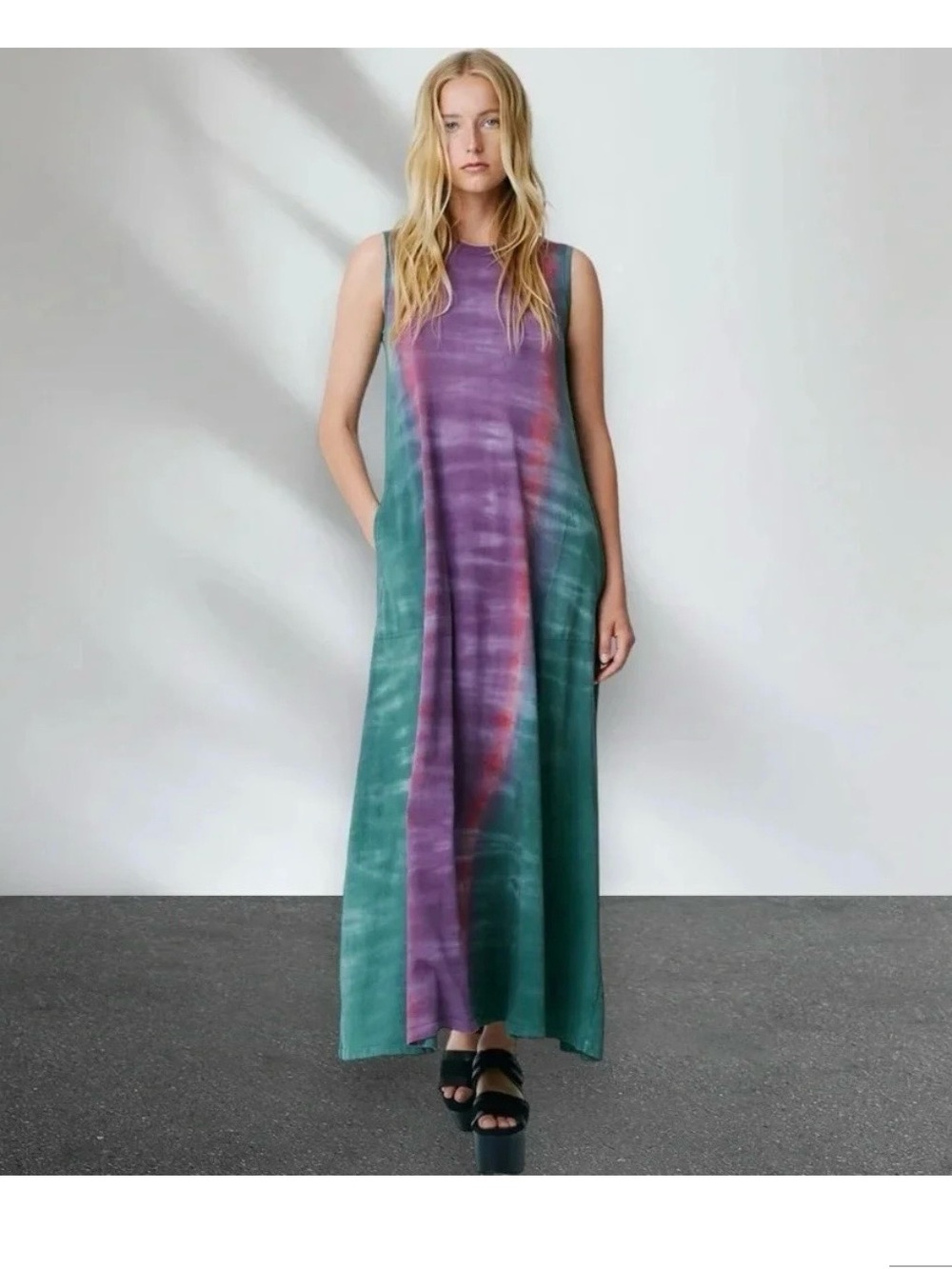 Raquel Allegra Sleeveless Tie-Dye Maxi Dress in Purple & Teal